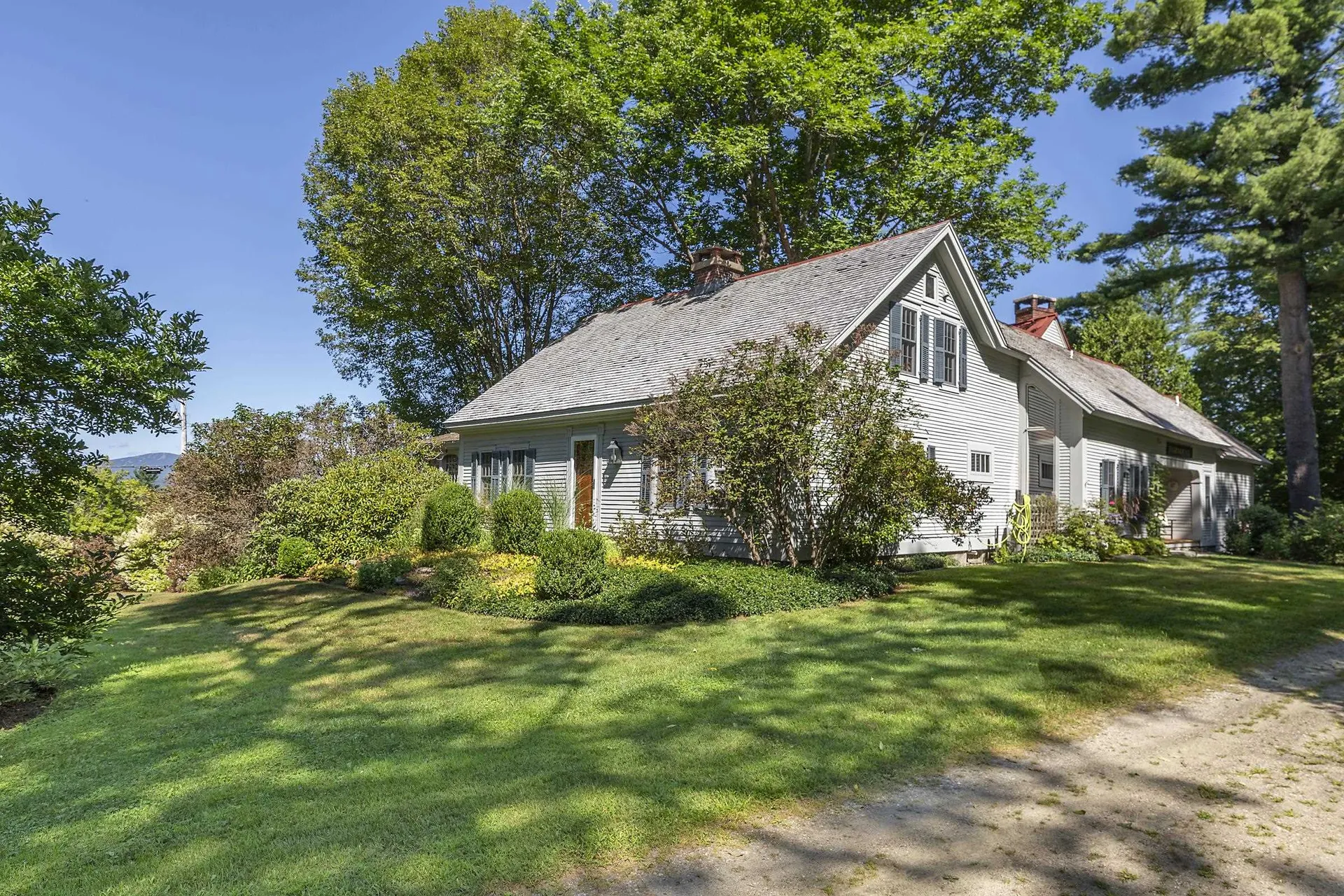 732 Under The Mountain Road Londonderry VT 05155