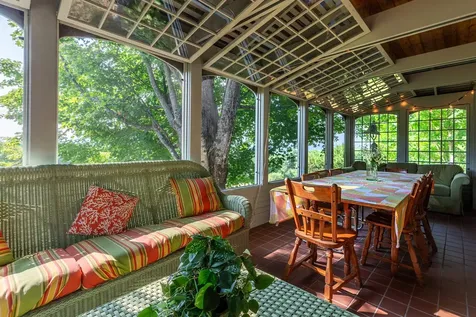 732 Under The Mountain Road Londonderry VT 05155