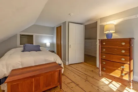 732 Under The Mountain Road Londonderry VT 05155