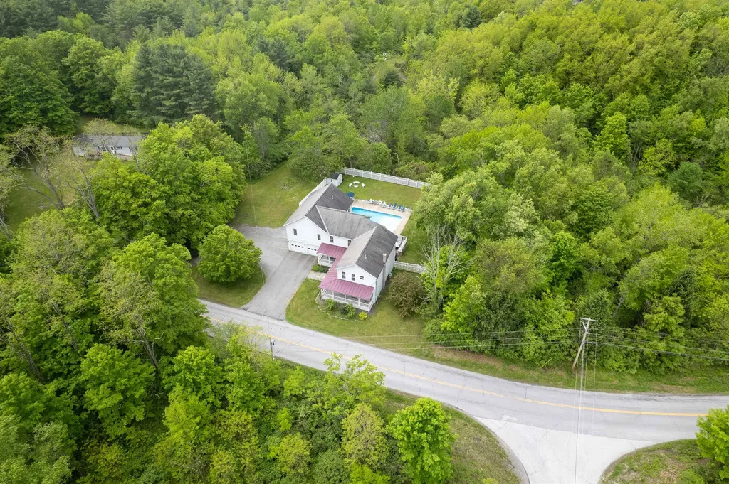 1851 York Street Extension Poultney VT 05764