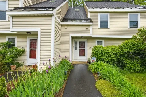 48 Modena Drive Concord NH 03303