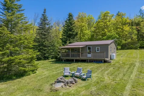 180 Straight Road Mount Holly VT 05758