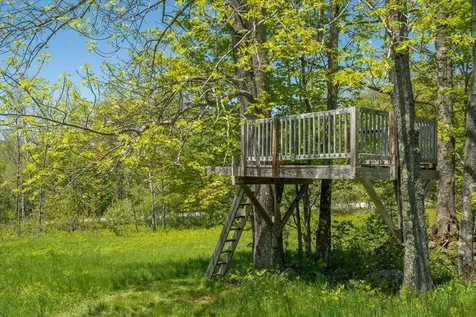 180 Straight Road Mount Holly VT 05758