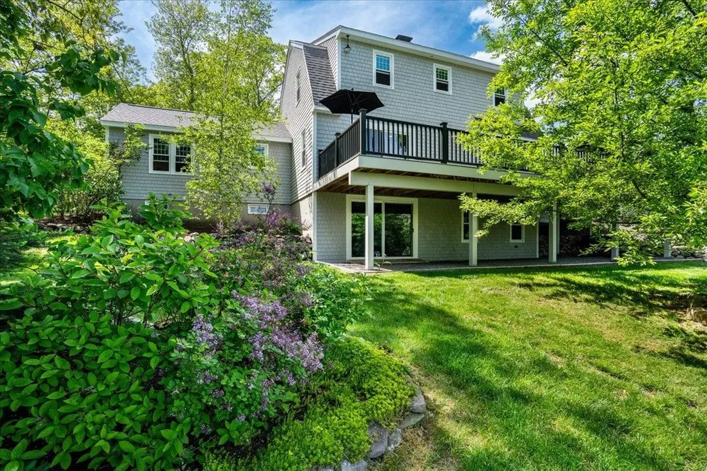 19 Green Road Amherst NH 03031