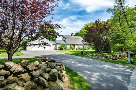 19 Green Road Amherst NH 03031
