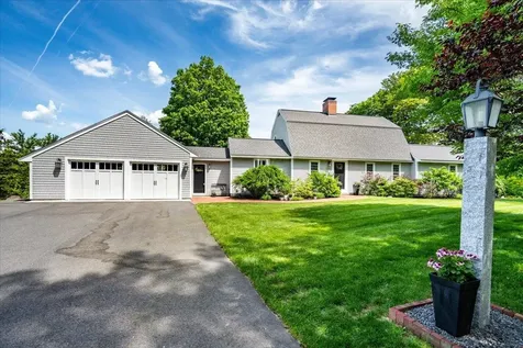 19 Green Road Amherst NH 03031