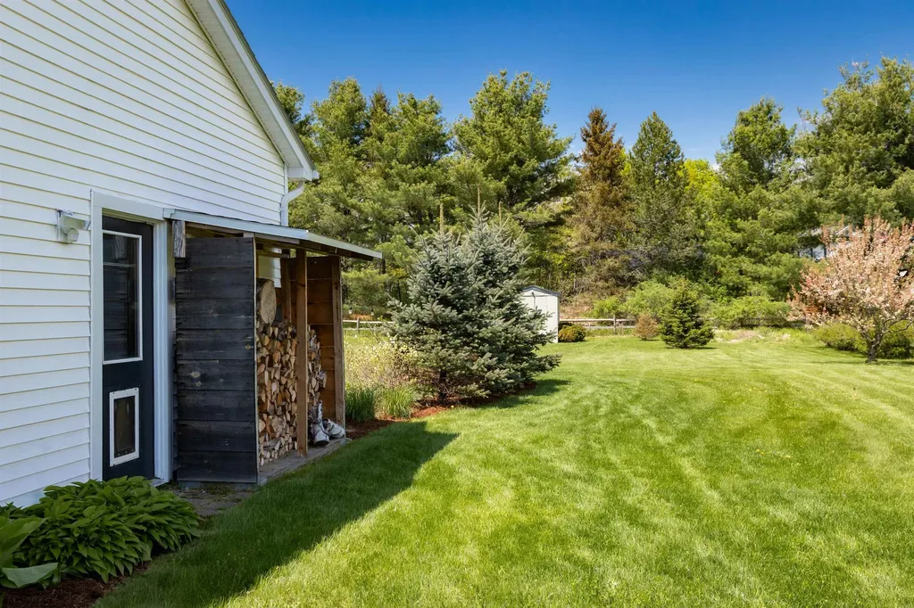 13 Kriste Lane Jericho VT 05465