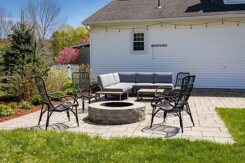 13 Kriste Lane Jericho VT 05465