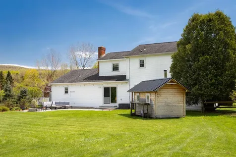 13 Kriste Lane Jericho VT 05465