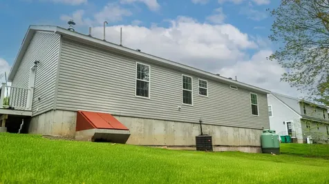 26 Deerfield Court Rochester NH 03868