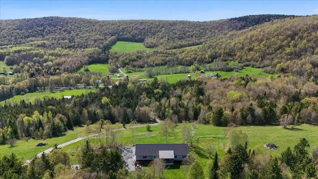 1595 Steele Hill Road Roxbury VT 05669