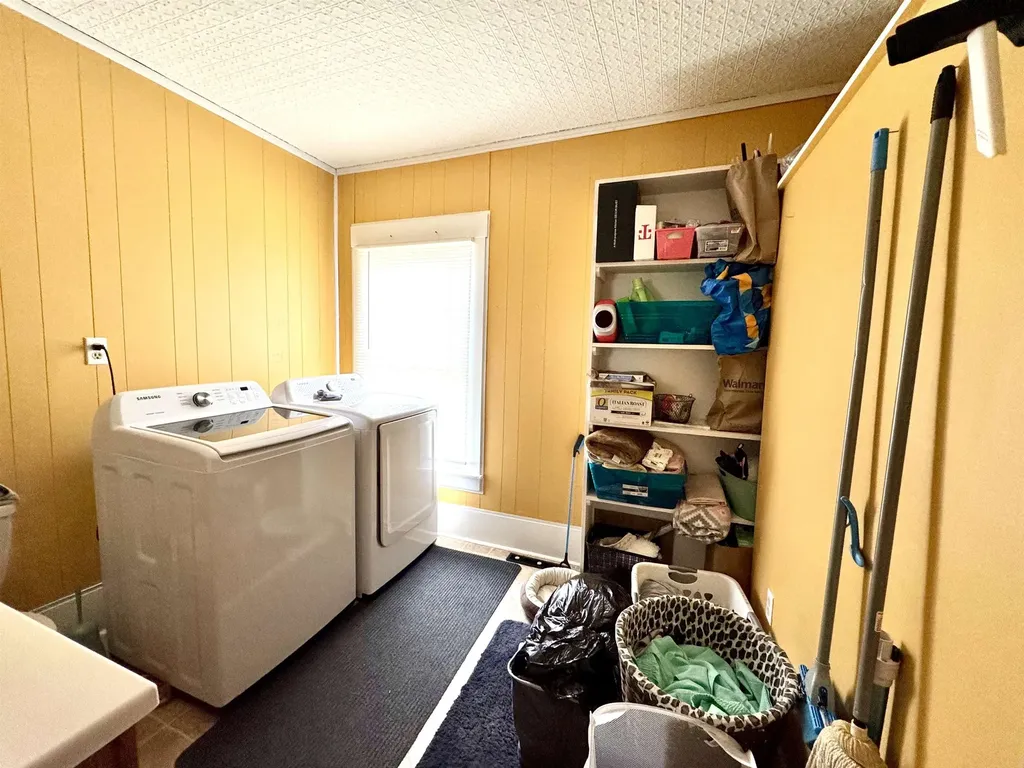 15 Park Street Colebrook NH 03576