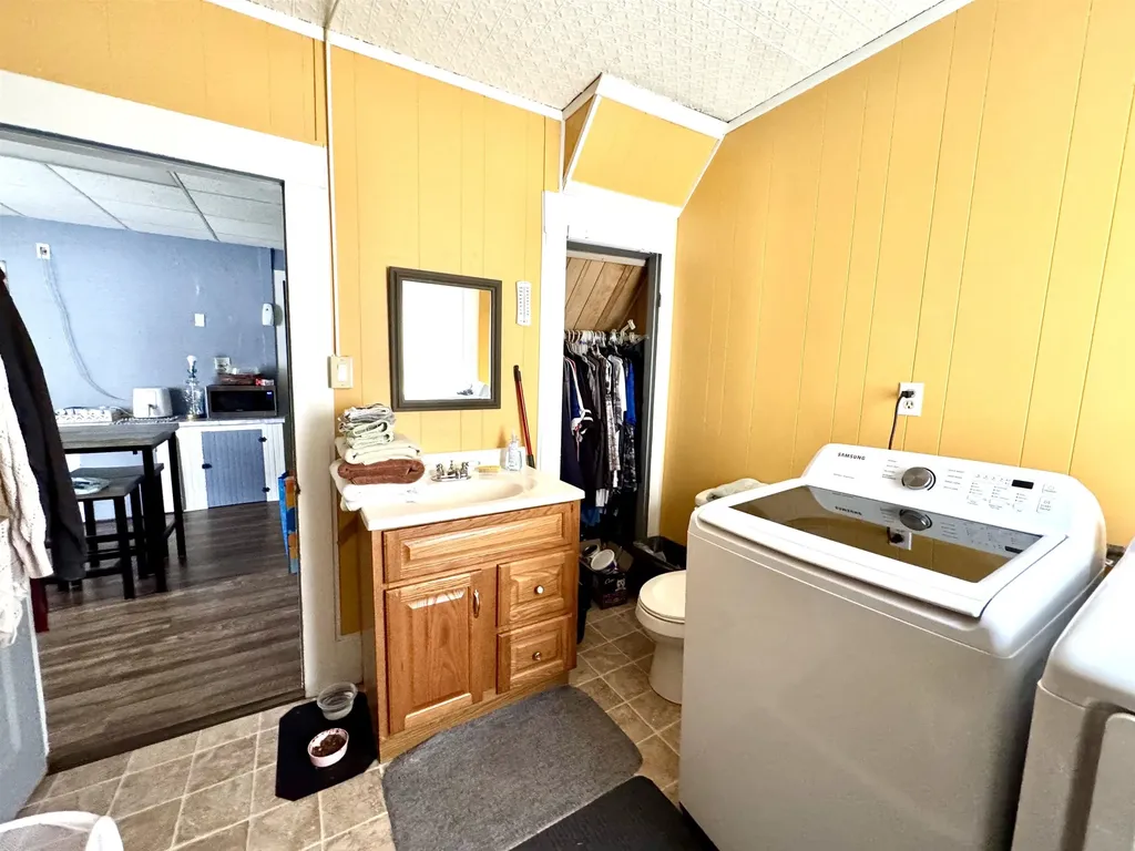 15 Park Street Colebrook NH 03576