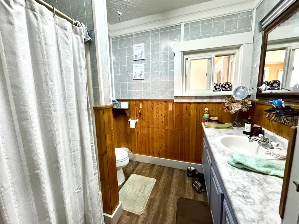 15 Park Street Colebrook NH 03576