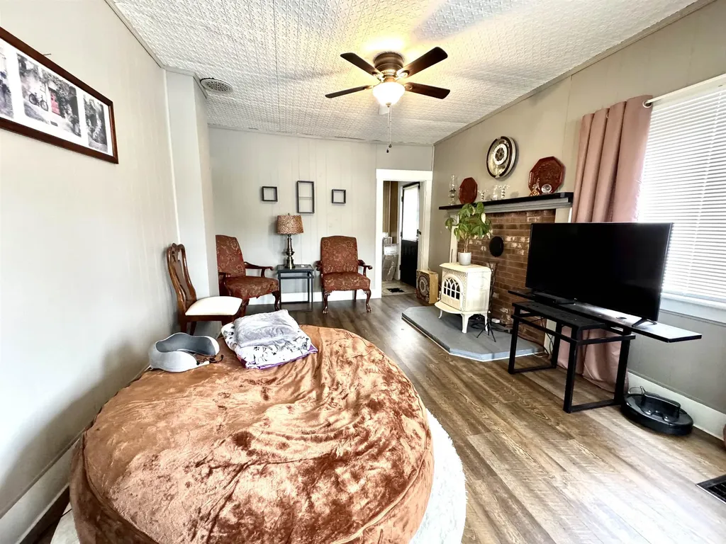 15 Park Street Colebrook NH 03576