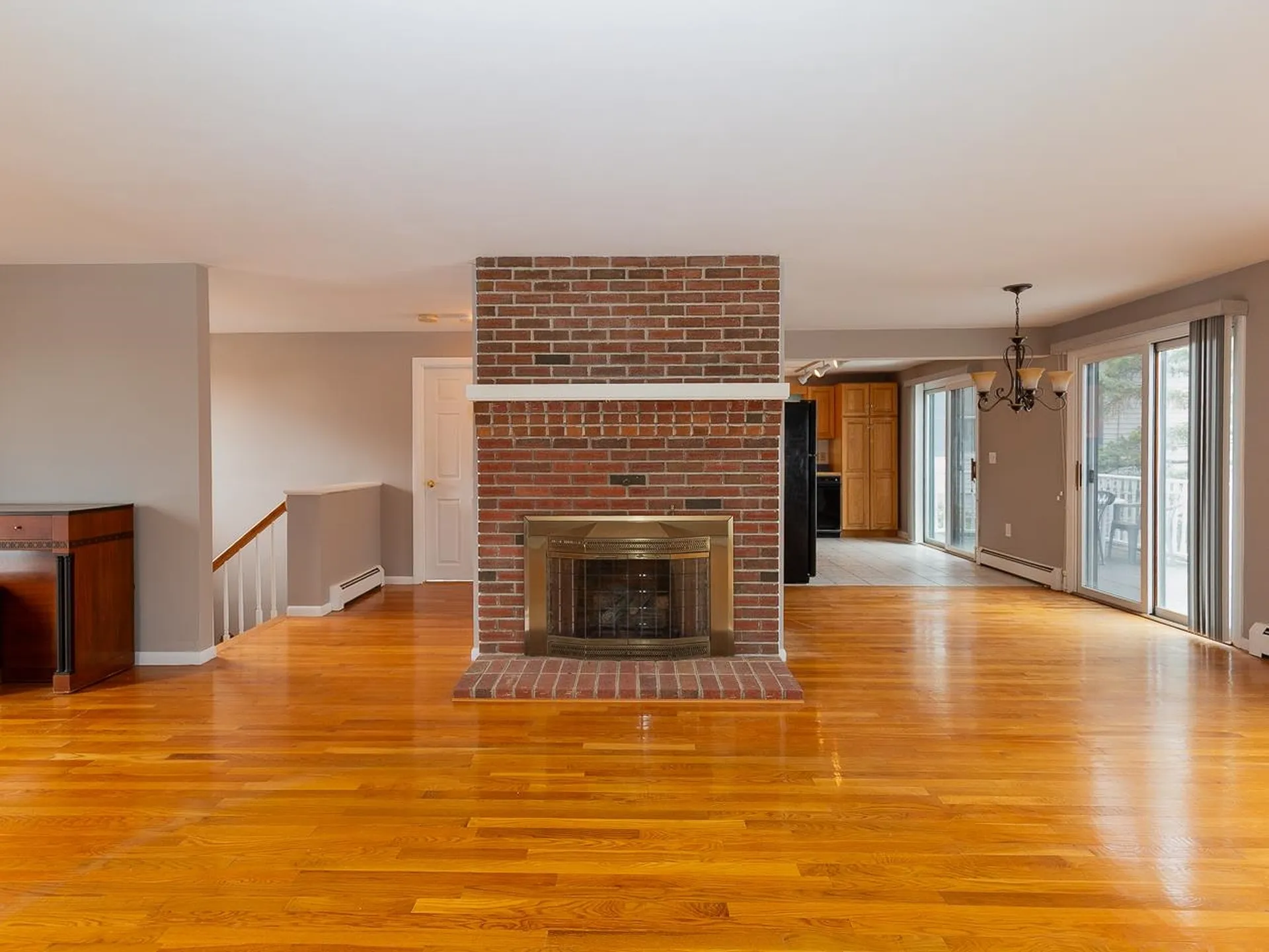 31 Cliff Avenue Hampton NH 03842