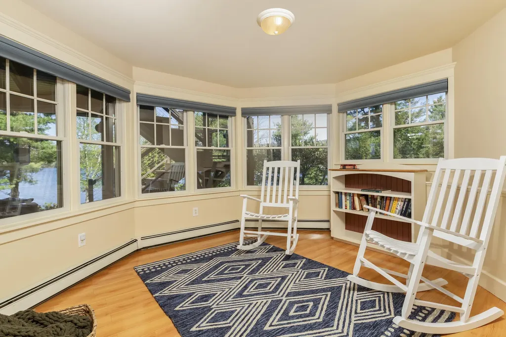 20 Edgemont Landing Road Newbury NH 03255