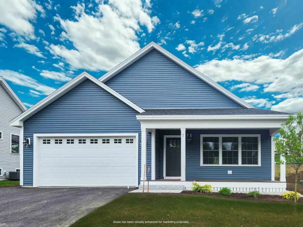 7 Mulberry Lane Epping NH 03042