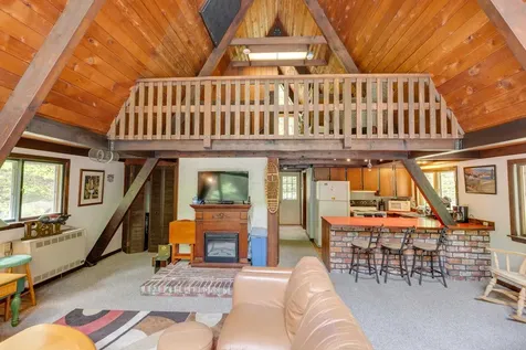 1808 Stinson Lake Road Rumney NH 03266
