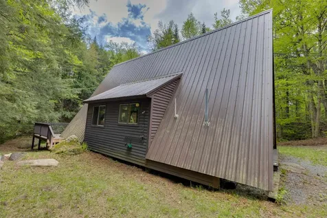 1808 Stinson Lake Road Rumney NH 03266