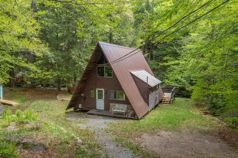 1808 Stinson Lake Road Rumney NH 03266