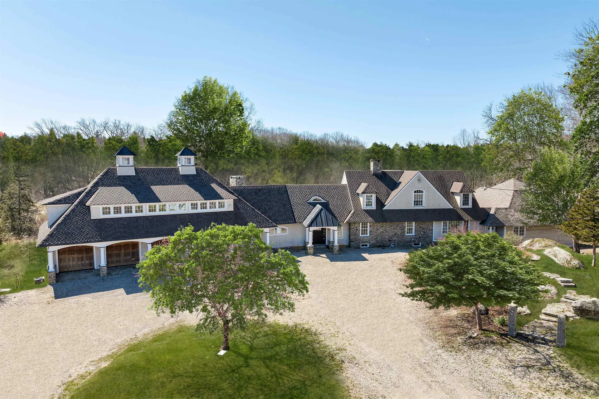 21/25 Winecellar Road Durham NH 03824