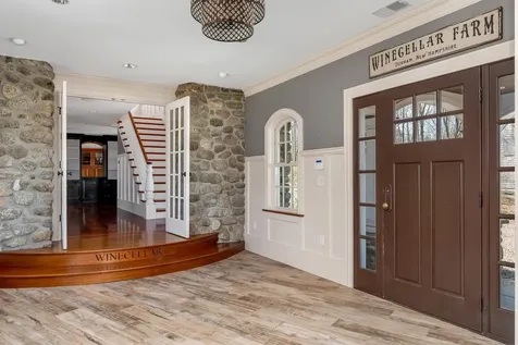 21/25 Winecellar Road Durham NH 03824