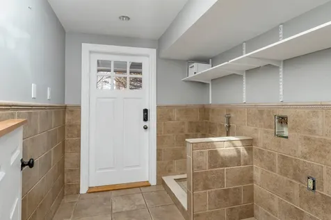 21/25 Winecellar Road Durham NH 03824