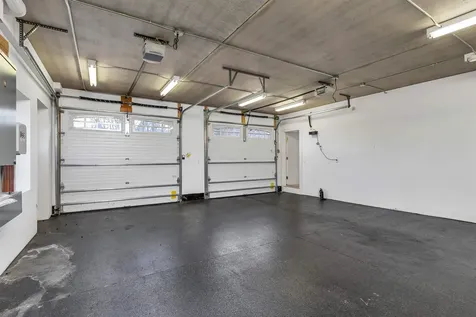 21/25 Winecellar Road Durham NH 03824