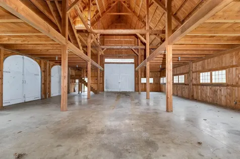 21/25 Winecellar Road Durham NH 03824