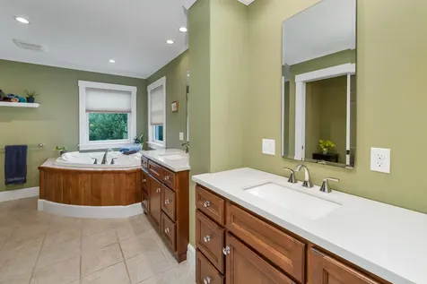 66 Deerwood Drive Wilmot NH 03287
