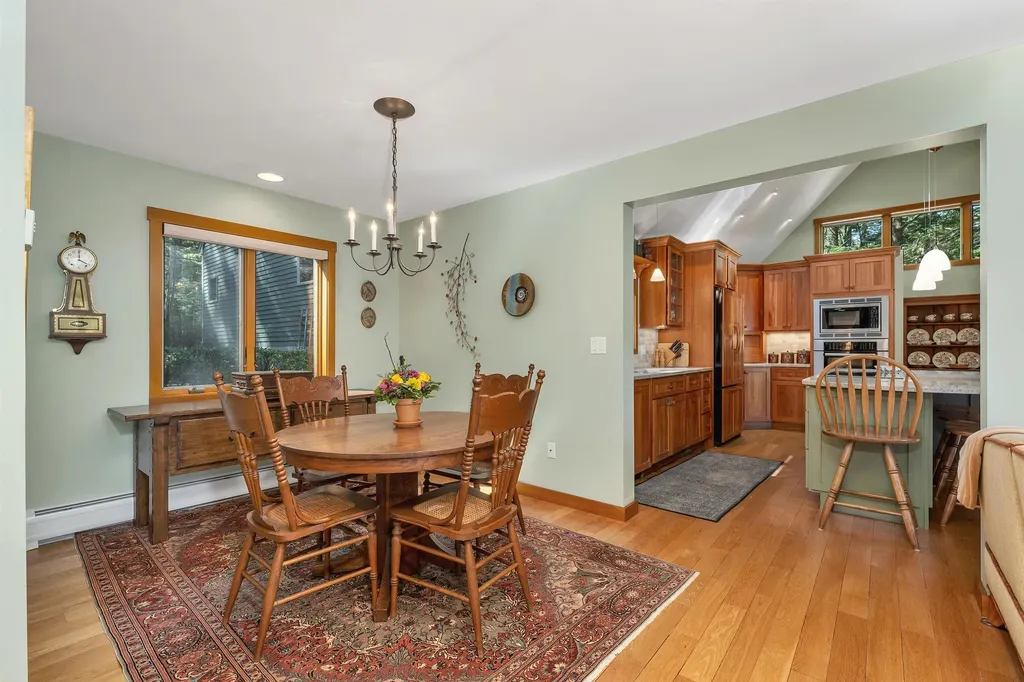 17 Starr Way Moultonborough NH 03254