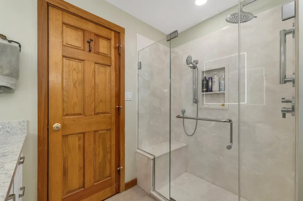 17 Starr Way Moultonborough NH 03254