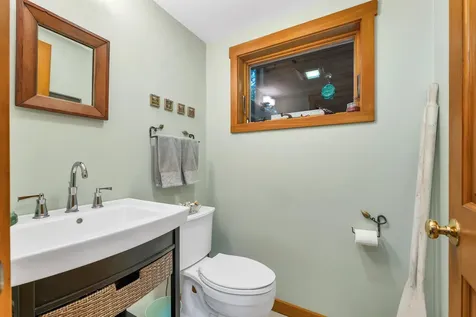 17 Starr Way Moultonborough NH 03254