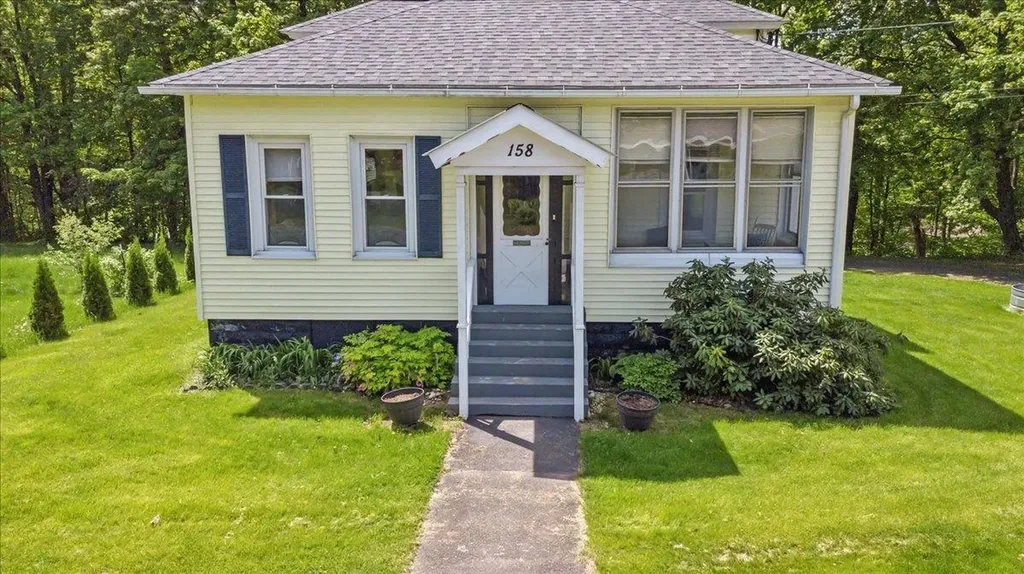 158 Clark Avenue Brattleboro VT 05301