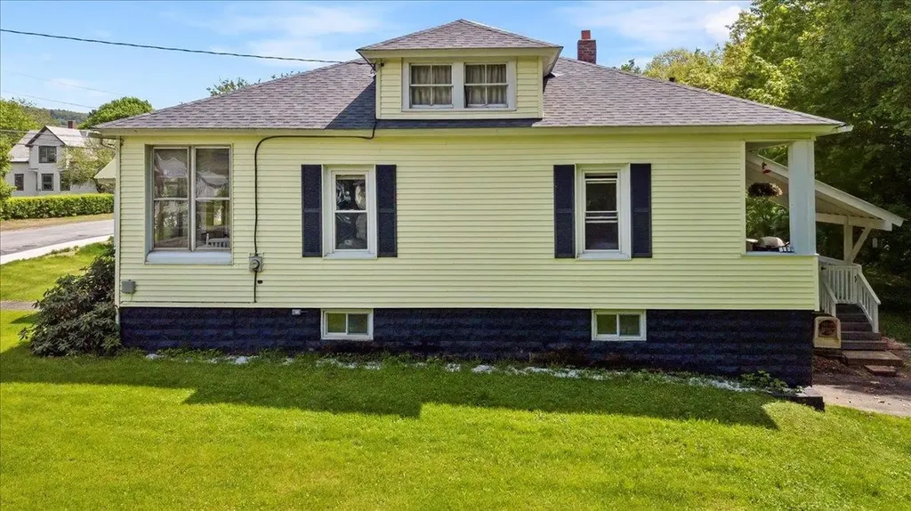 158 Clark Avenue Brattleboro VT 05301