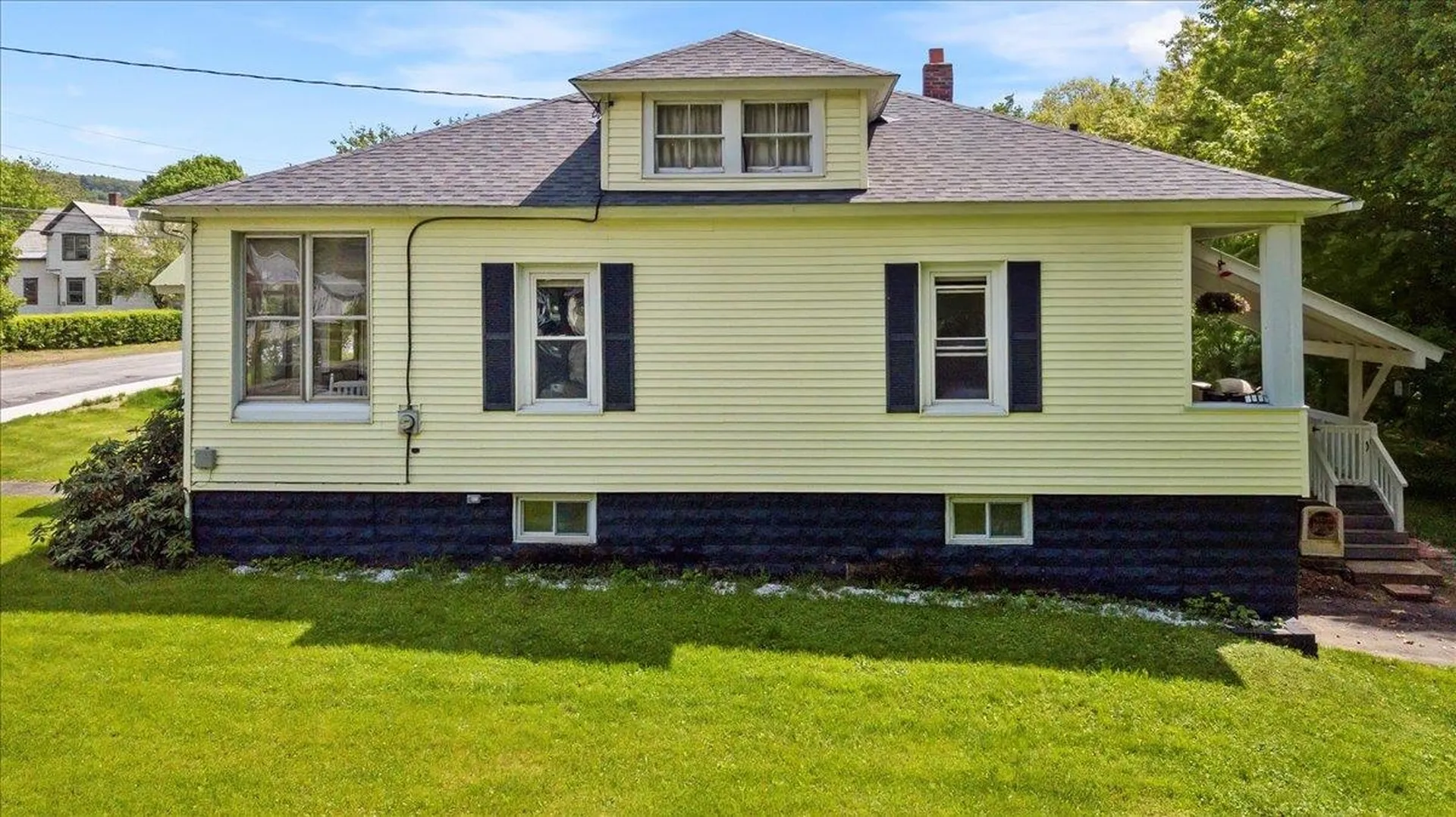 158 Clark Avenue Brattleboro VT 05301