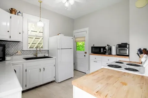 158 Clark Avenue Brattleboro VT 05301