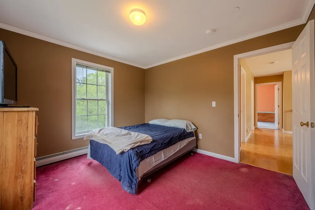 5 Saw Hill Road Hooksett NH 03106