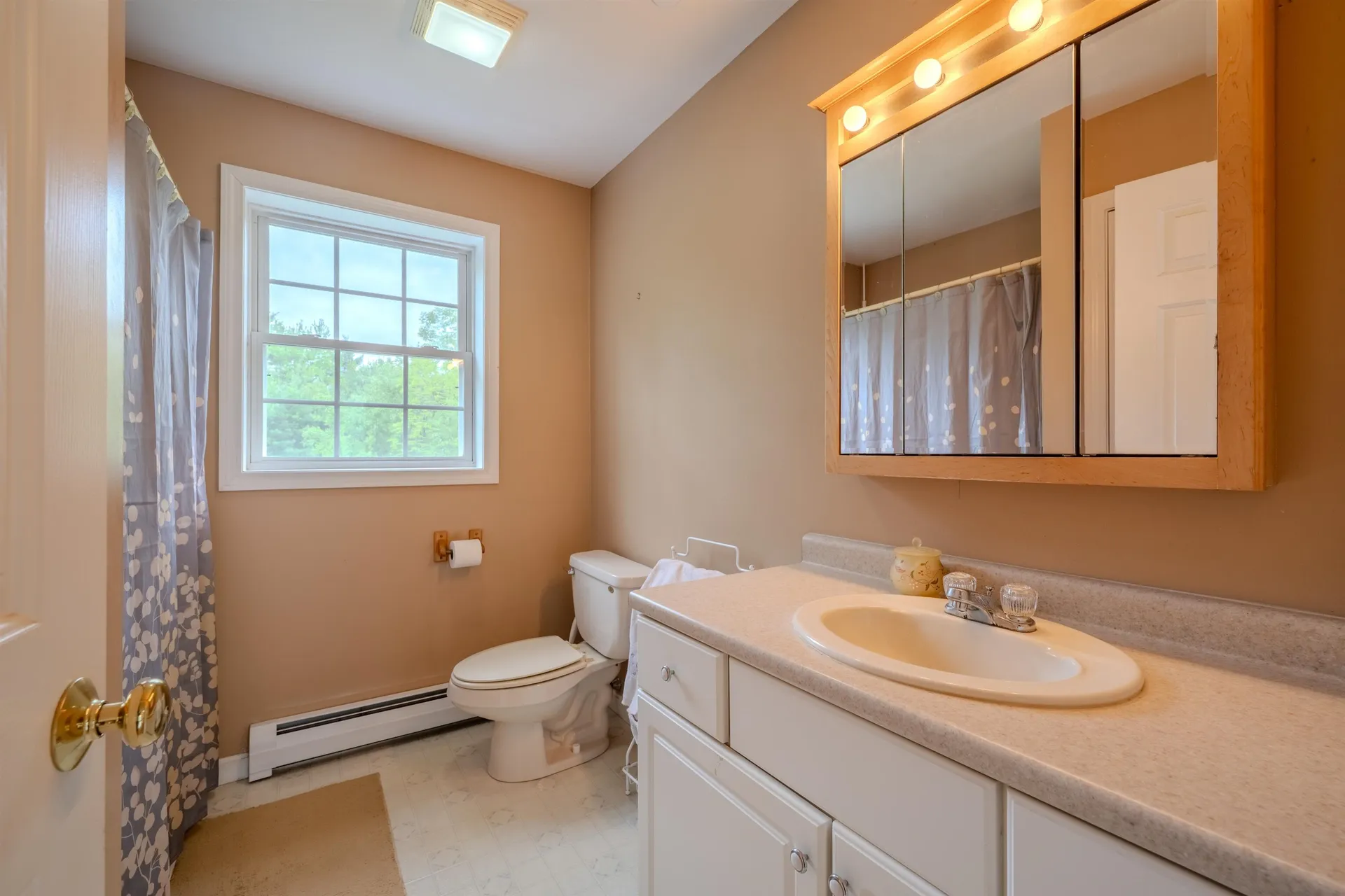 5 Saw Hill Road Hooksett NH 03106