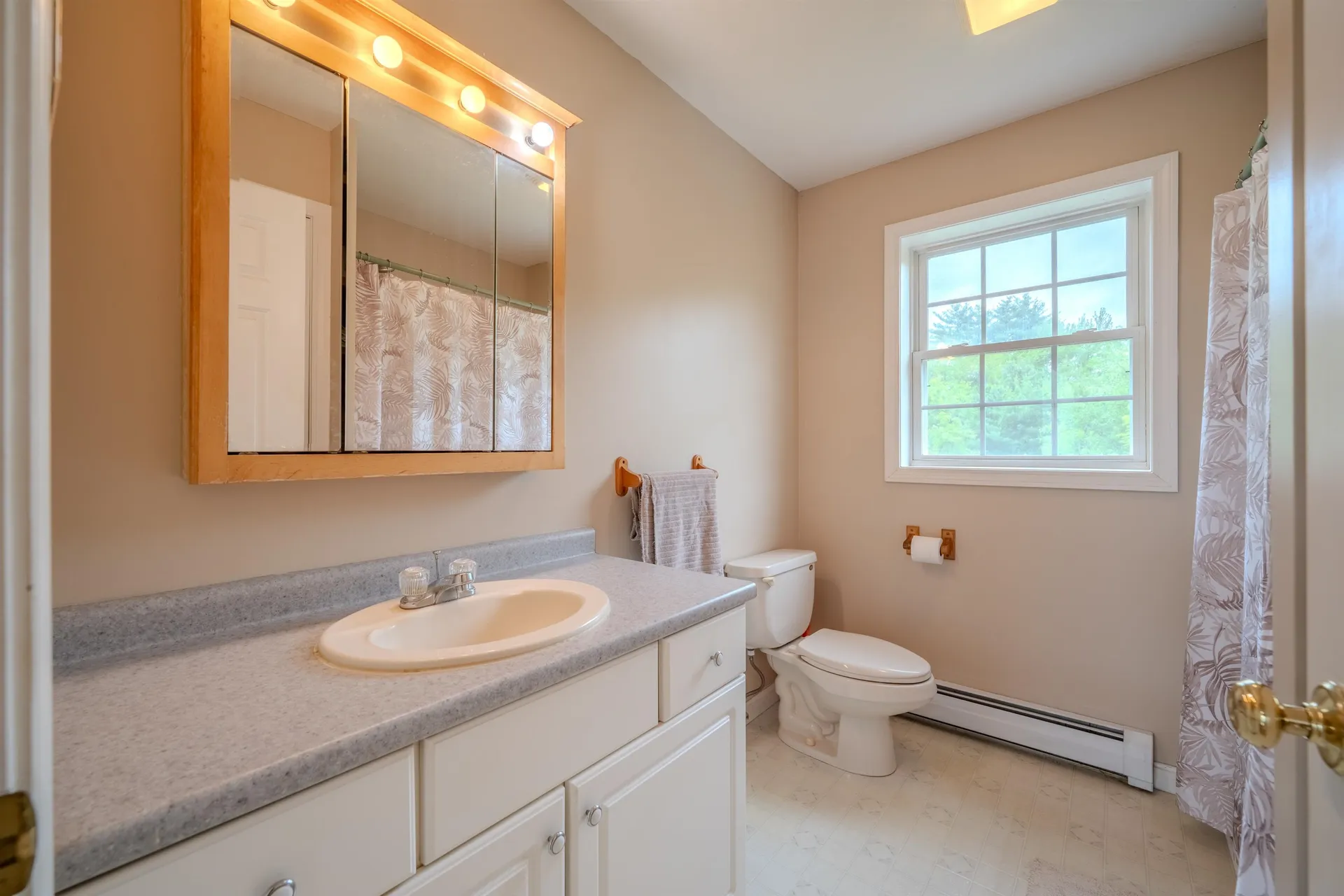 5 Saw Hill Road Hooksett NH 03106