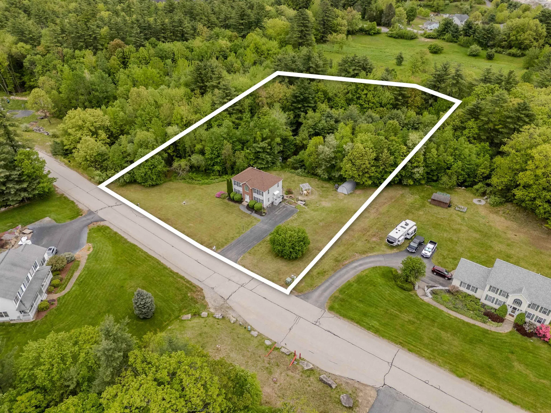 5 Saw Hill Road Hooksett NH 03106