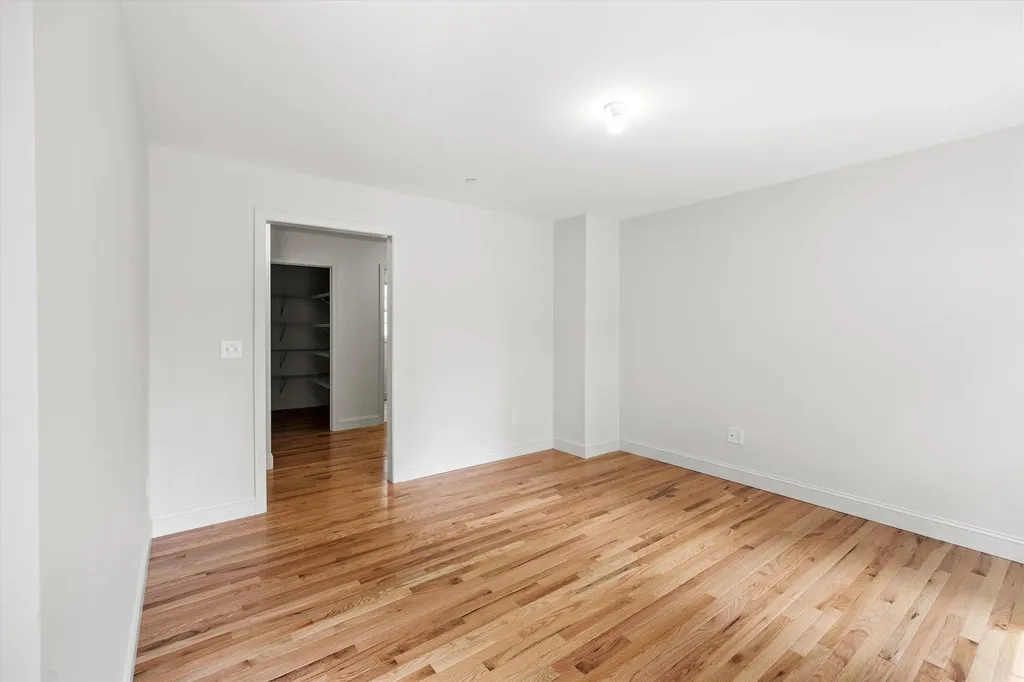 8 Gridley Road Sutton NH 03278