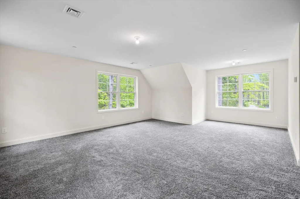 8 Gridley Road Sutton NH 03278