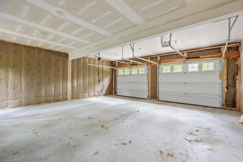 8 Gridley Road Sutton NH 03278