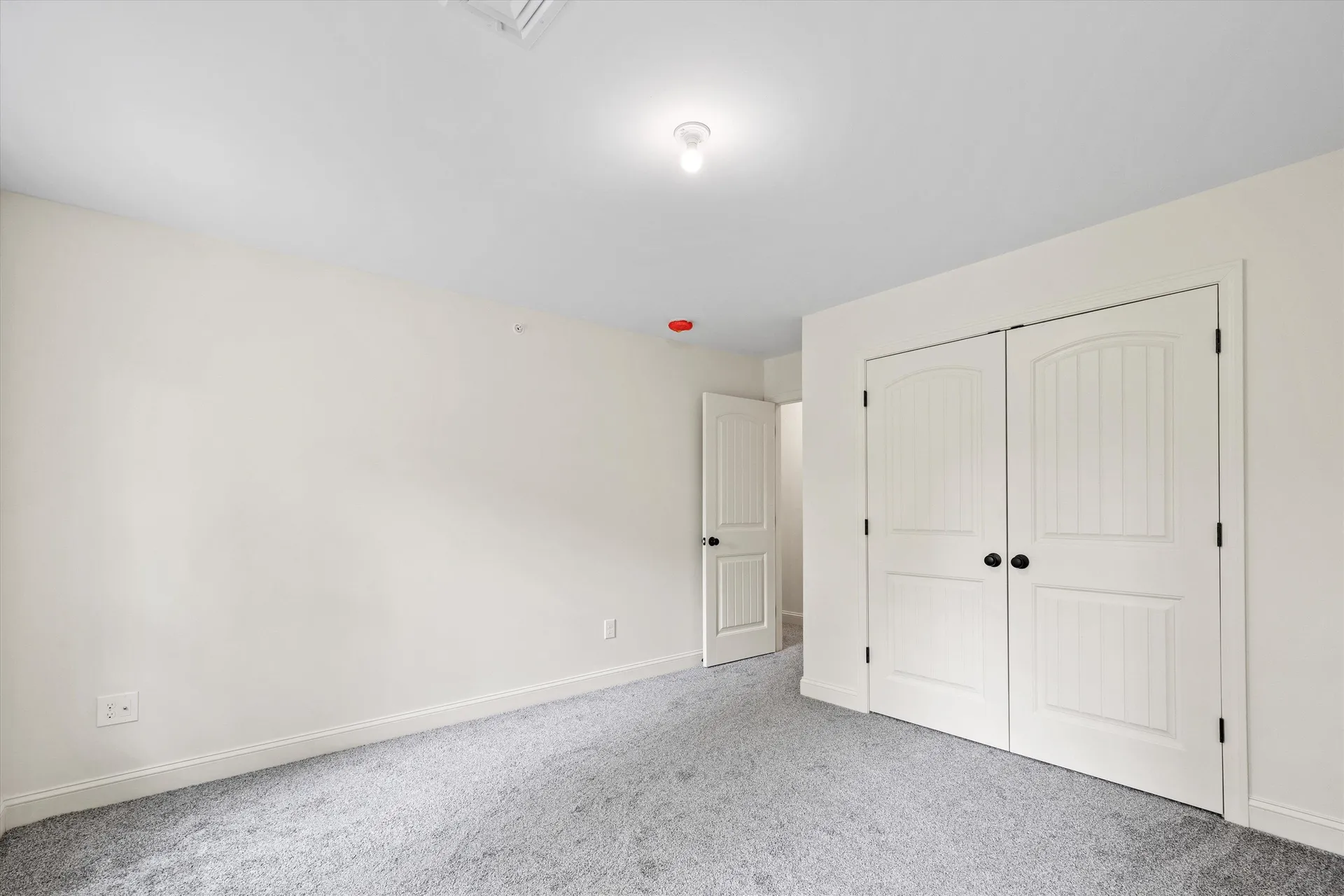 8 Gridley Road Sutton NH 03278