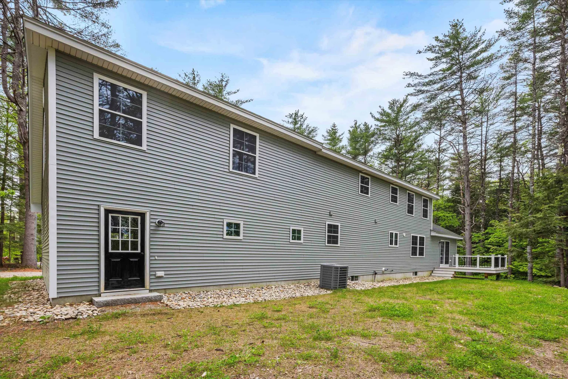 8 Gridley Road Sutton NH 03278