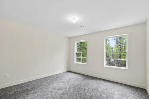 8 Gridley Road Sutton NH 03278