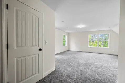 8 Gridley Road Sutton NH 03278