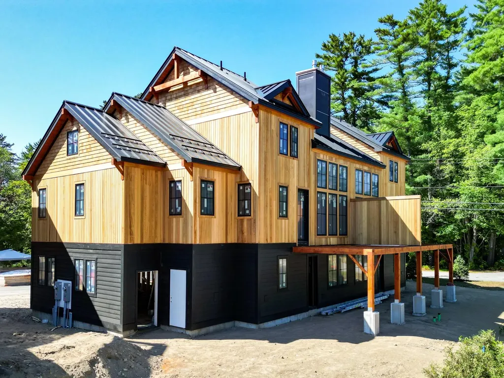 11 Black Diamond Road Conway NH 03860